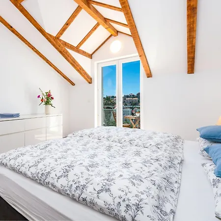 Terra - Comfort One Bedroom With Balcony And View Veliki