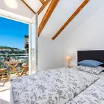 Terra - Comfort One Bedroom With Balcony And View Veliki Dubrownik