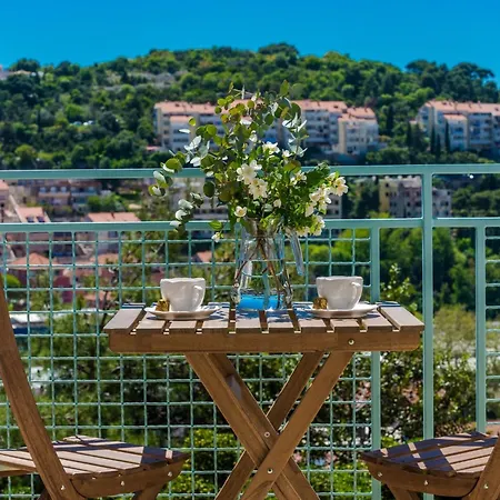 Terra - Comfort One Bedroom With Balcony And View Veliki Apartment *