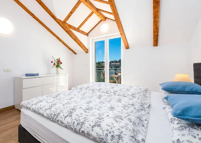 Terra - Comfort One Bedroom With Balcony And View Veliki