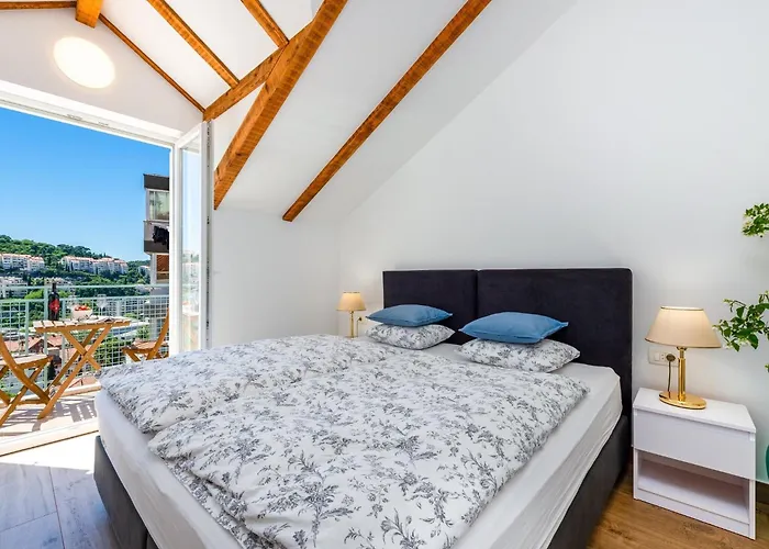 Terra - Comfort One Bedroom With Balcony And View Veliki *